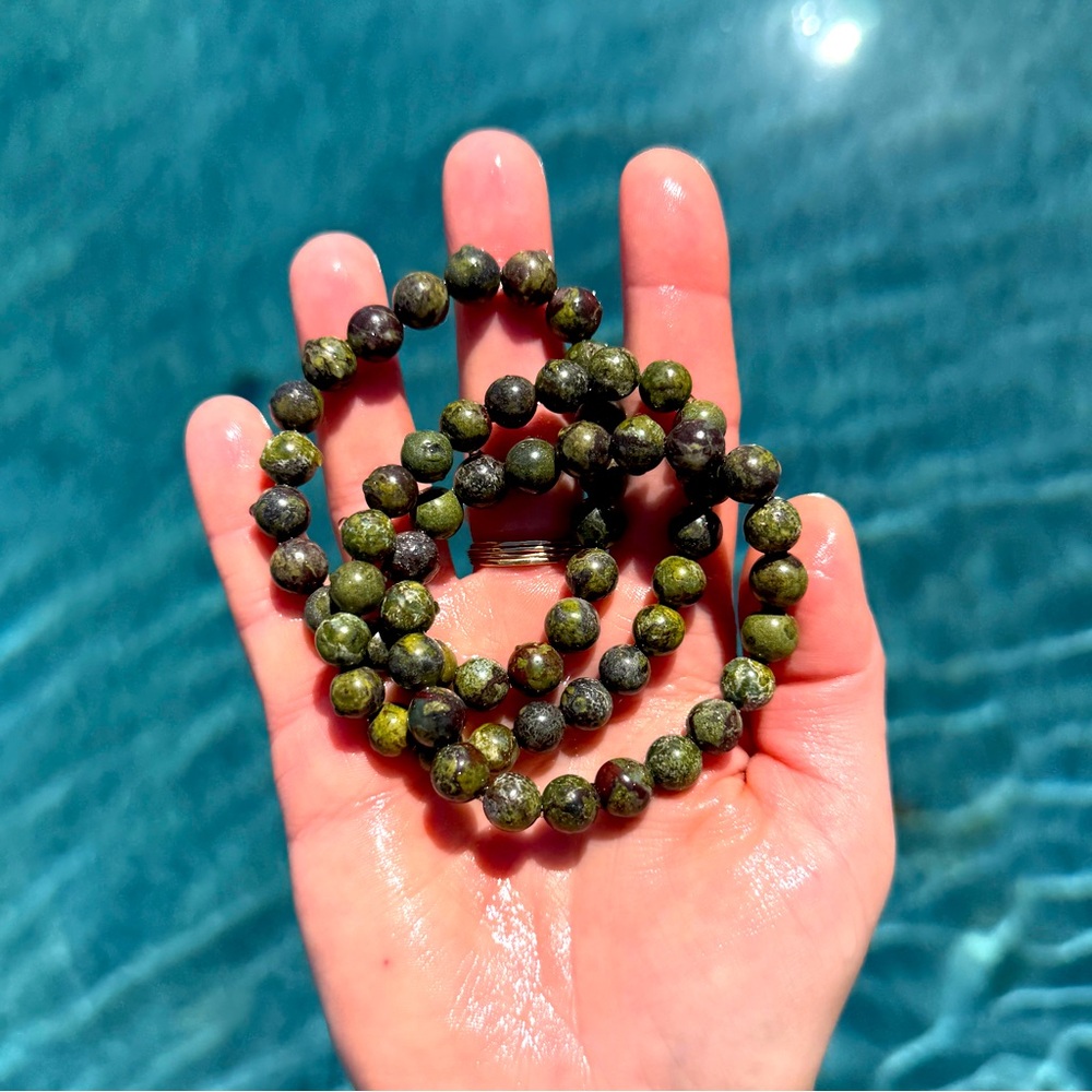 Authentic Dragons Blood Jasper Precious Gemstone Crystal Beaded Stretch Bracelet